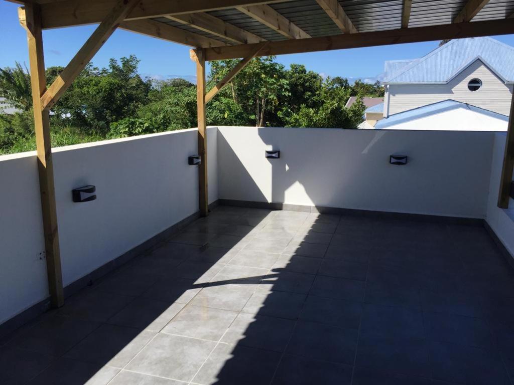 Ylang Residence Avec Piscine Chauffee & Jacuzzi Le Patelin Ngoại thất bức ảnh